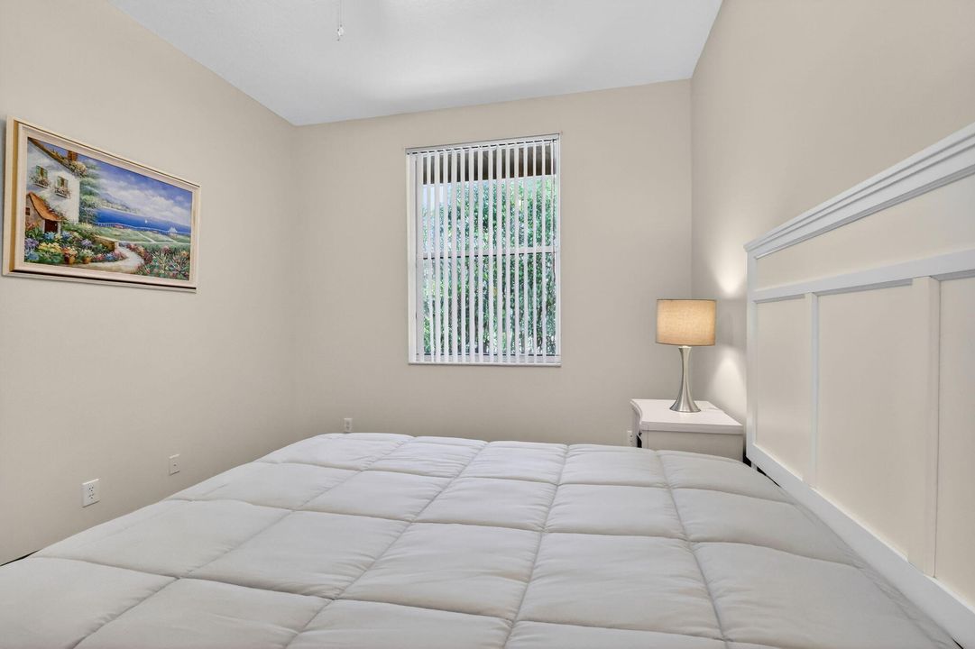 В аренду: $9,500 (4 спален, 3 ванн, 2500 Квадратных фут)