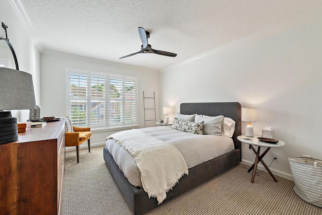 На продажу: $1,500,000 (4 спален, 2 ванн, 2719 Квадратных фут)