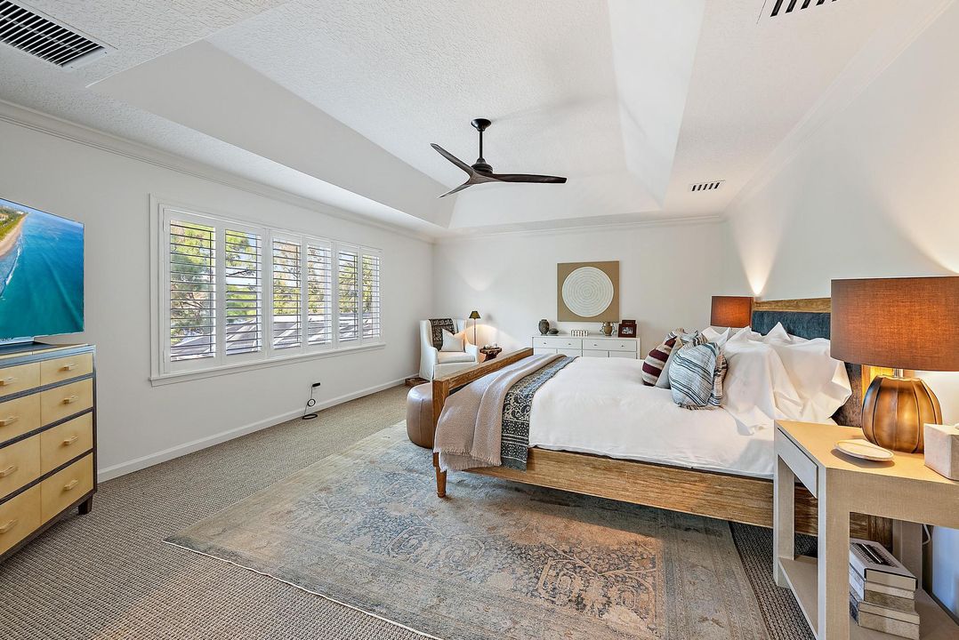 На продажу: $1,500,000 (4 спален, 2 ванн, 2719 Квадратных фут)