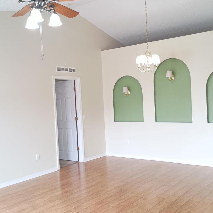 For Rent: $2,880 (4 beds, 2 baths, 2108 Square Feet)