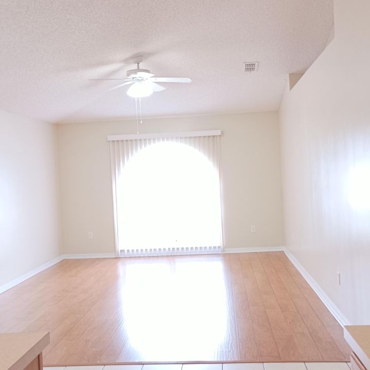 For Rent: $2,880 (4 beds, 2 baths, 2108 Square Feet)