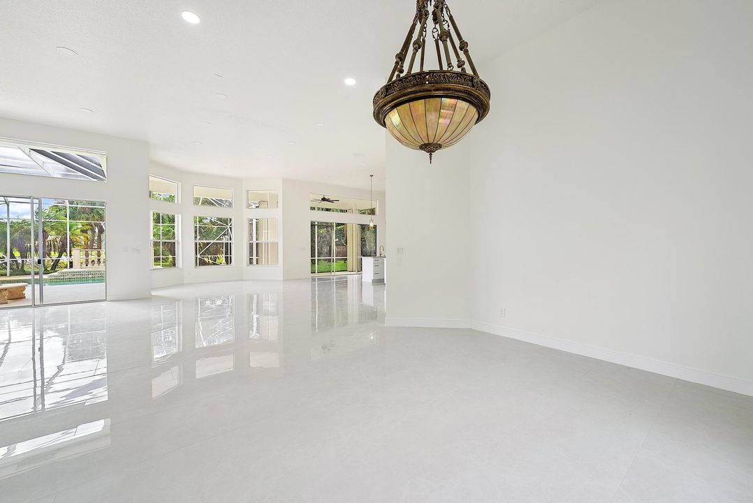 For Sale: $1,500,000 (4 beds, 3 baths, 3169 Square Feet)