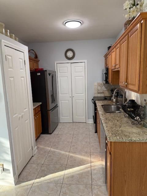 出租: $2,500 (3 贝兹, 2 浴室, 1200 平方英尺)