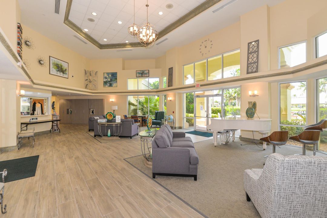 For Sale: $389,000 (3 beds, 2 baths, 2102 Square Feet)