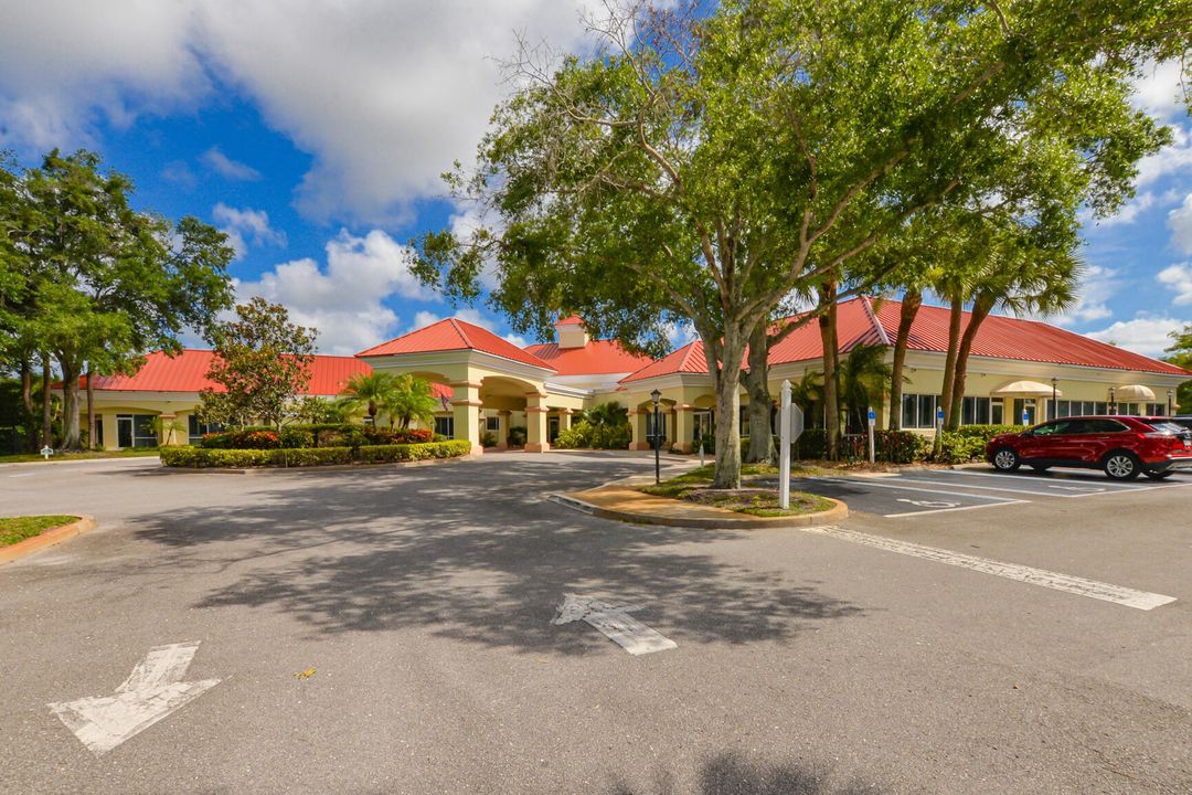 For Sale: $389,000 (3 beds, 2 baths, 2102 Square Feet)