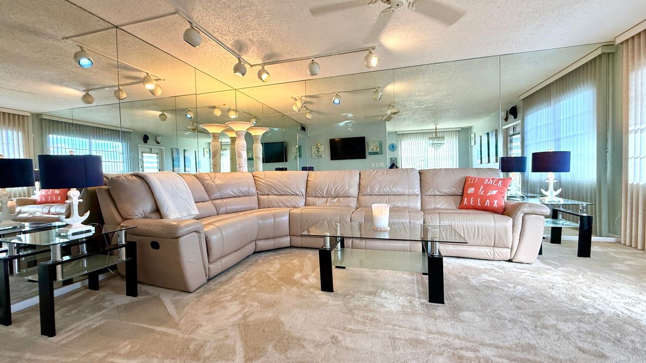 En Venta: $140,000 (2 camas, 1 baños, 860 Pies cuadrados)