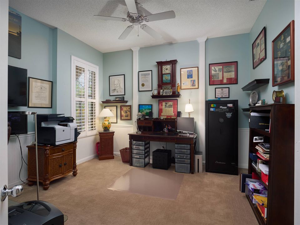 待售: $750,000 (3 贝兹, 2 浴室, 1983 平方英尺)