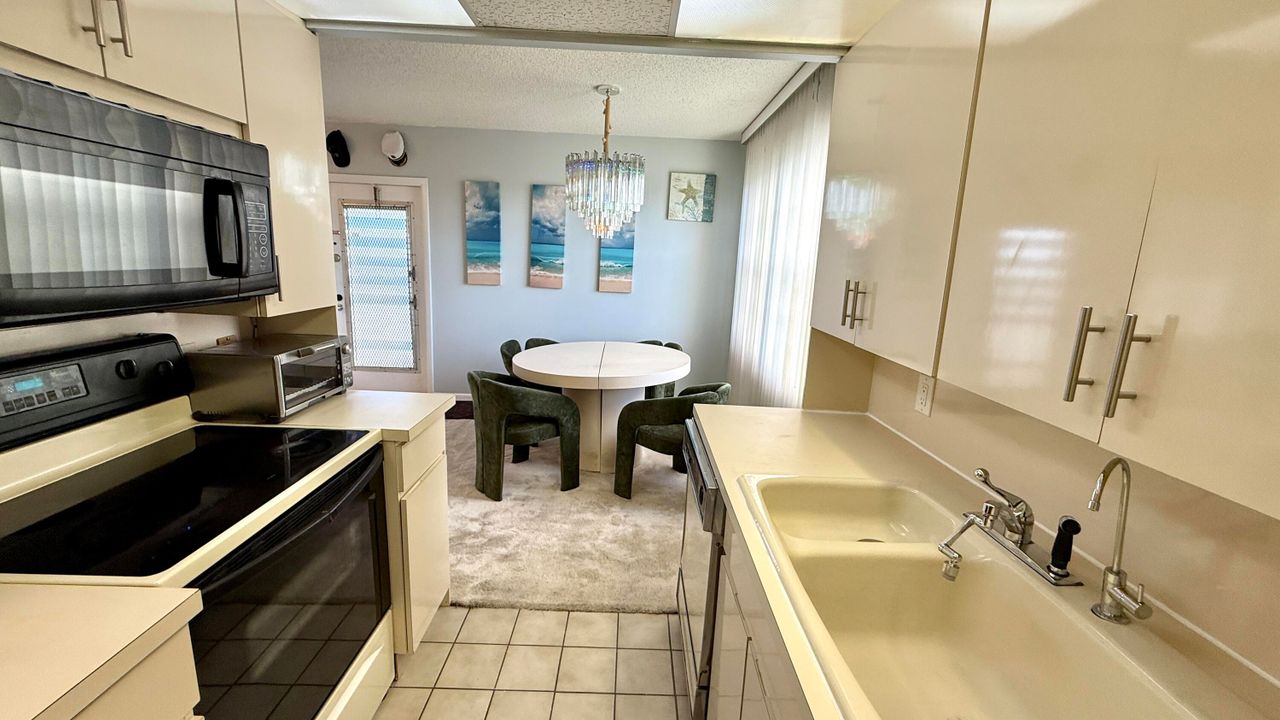 En Venta: $140,000 (2 camas, 1 baños, 860 Pies cuadrados)