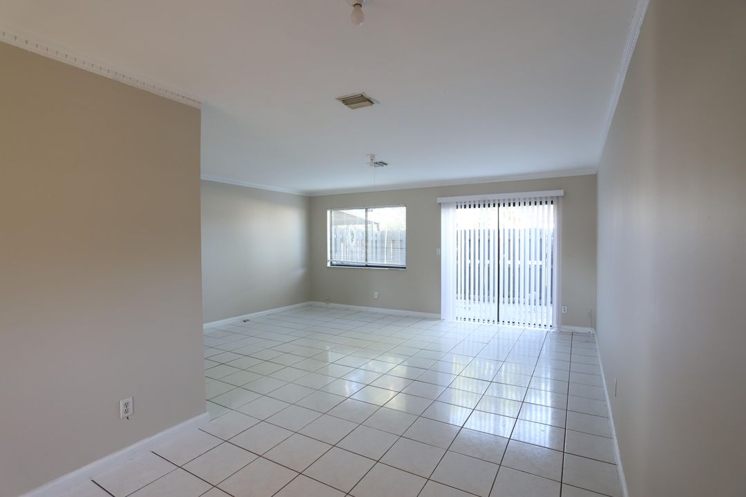 For Rent: $2,150 (3 beds, 2 baths, 1226 Square Feet)