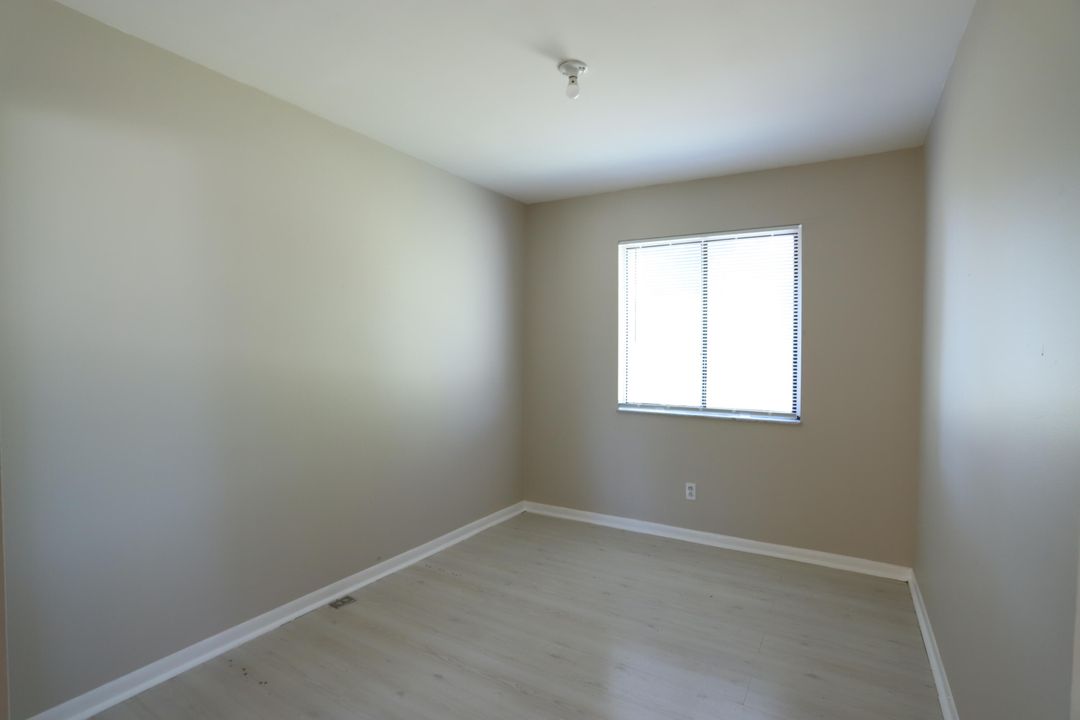 For Rent: $2,150 (3 beds, 2 baths, 1226 Square Feet)