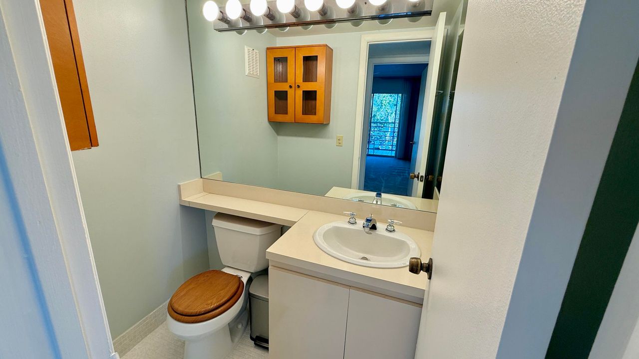 En Venta: $140,000 (2 camas, 1 baños, 860 Pies cuadrados)