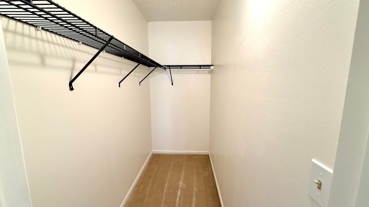 En Venta: $140,000 (2 camas, 1 baños, 860 Pies cuadrados)