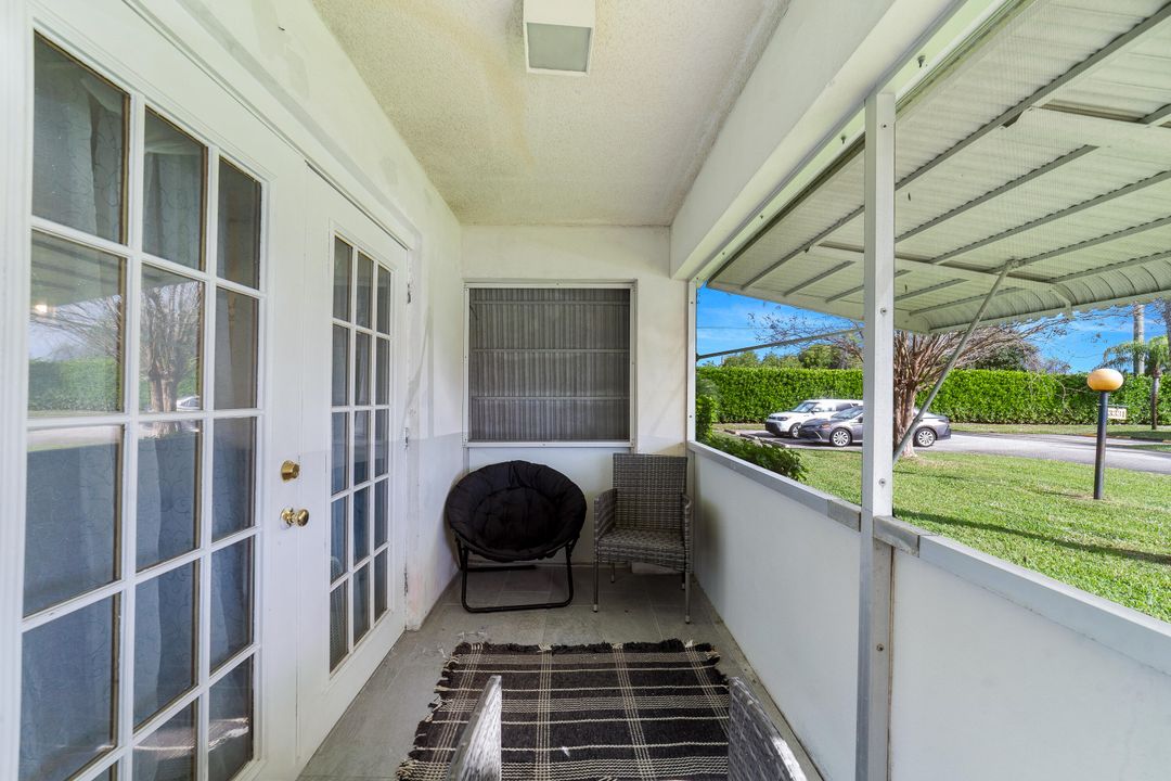 待售: $188,000 (2 贝兹, 2 浴室, 1012 平方英尺)