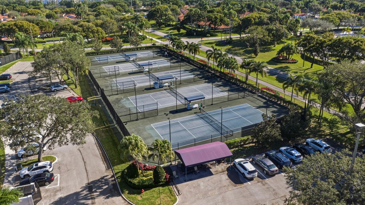 For Sale: $389,900 (2 beds, 2 baths, 1460 Square Feet)