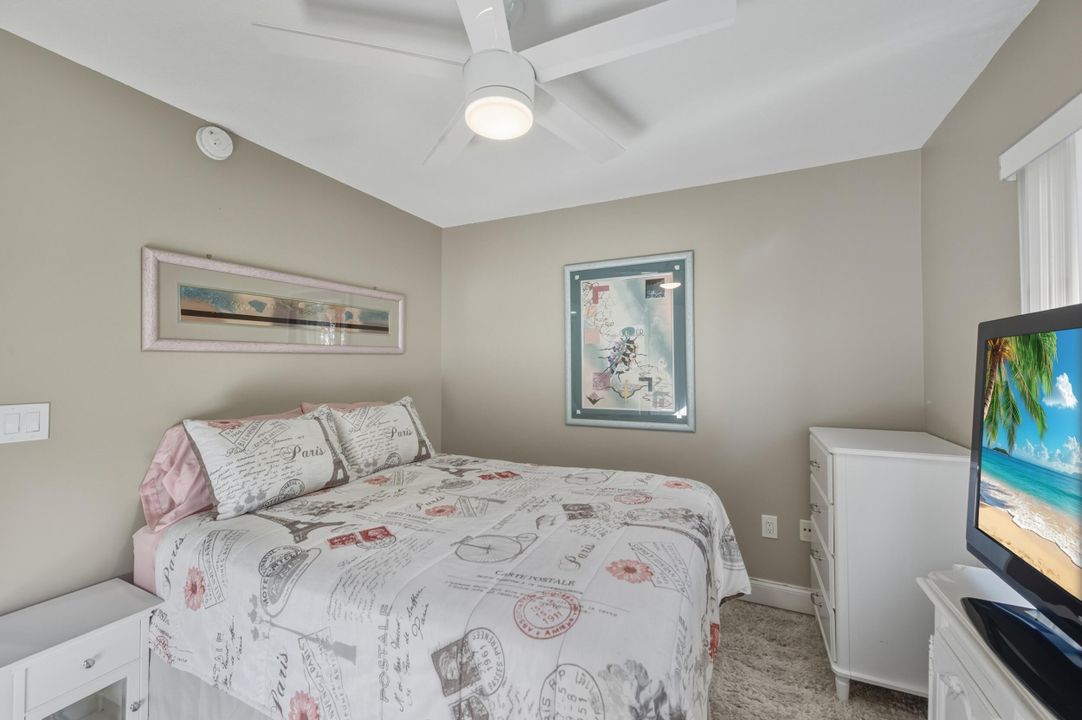 For Sale: $389,900 (2 beds, 2 baths, 1460 Square Feet)