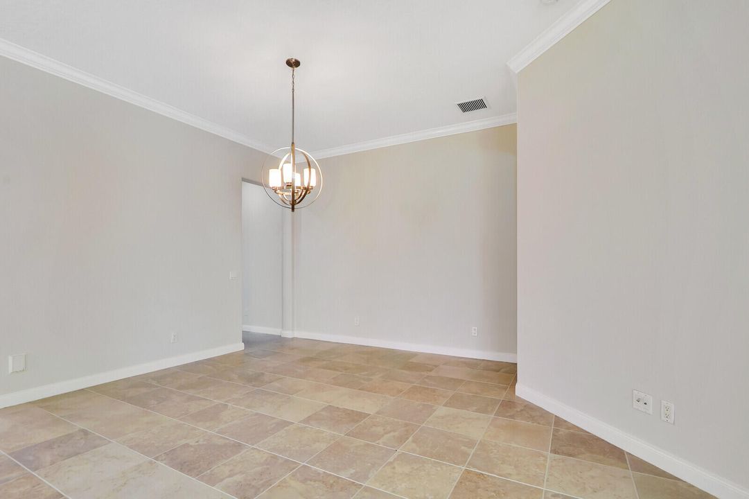 На продажу: $899,000 (3 спален, 2 ванн, 1777 Квадратных фут)