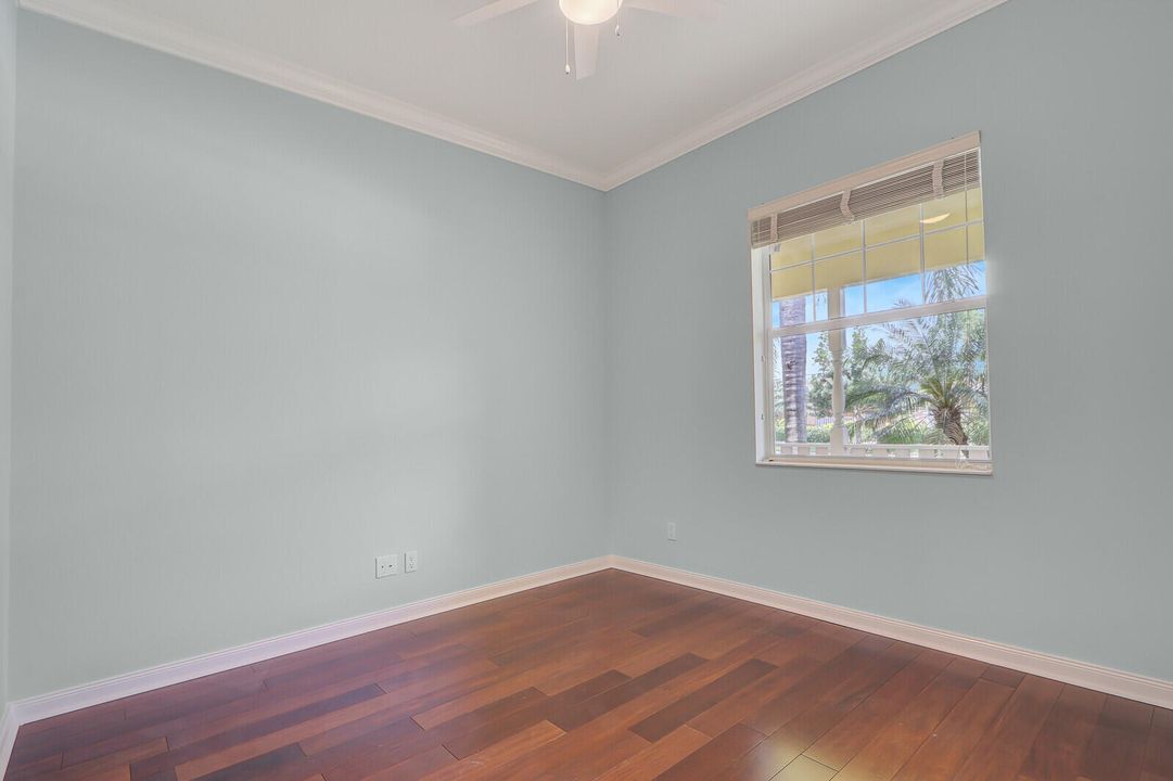 На продажу: $899,000 (3 спален, 2 ванн, 1777 Квадратных фут)