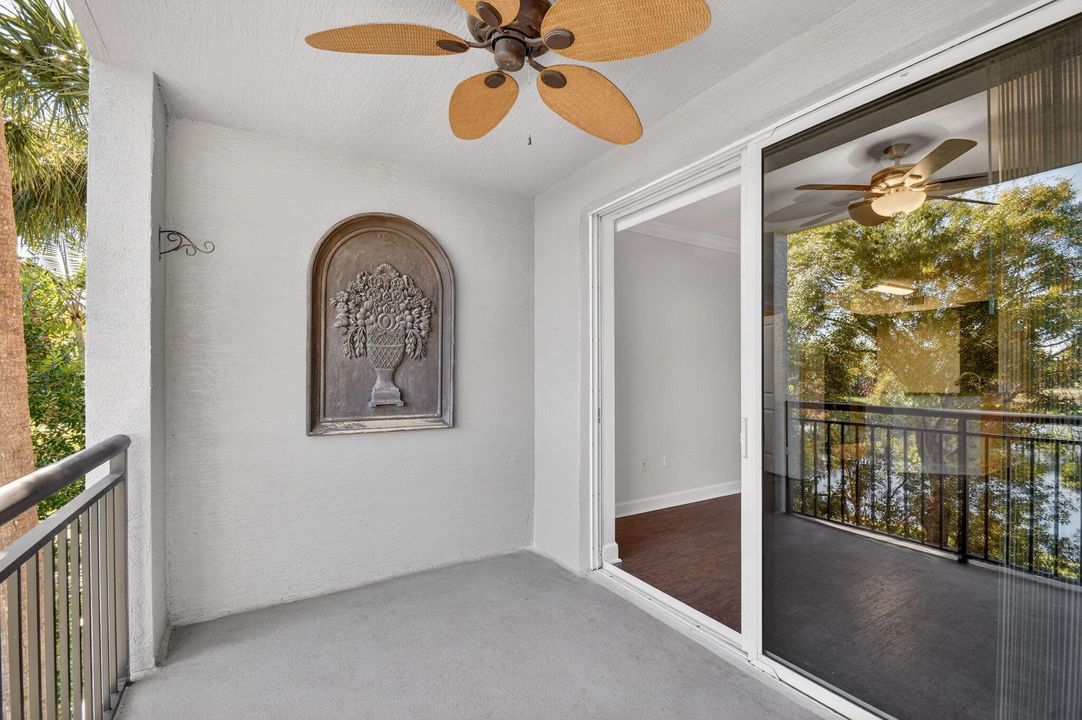 For Rent: $2,500 (2 beds, 2 baths, 1137 Square Feet)