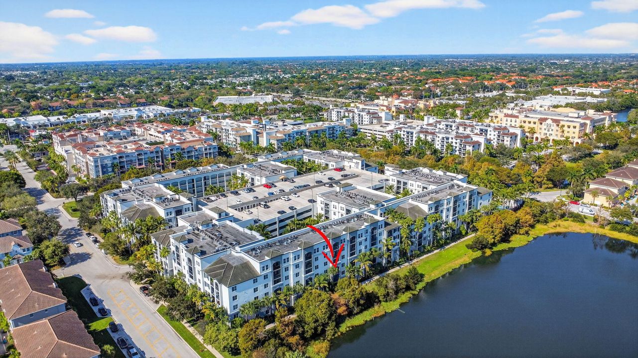 For Rent: $2,500 (2 beds, 2 baths, 1137 Square Feet)