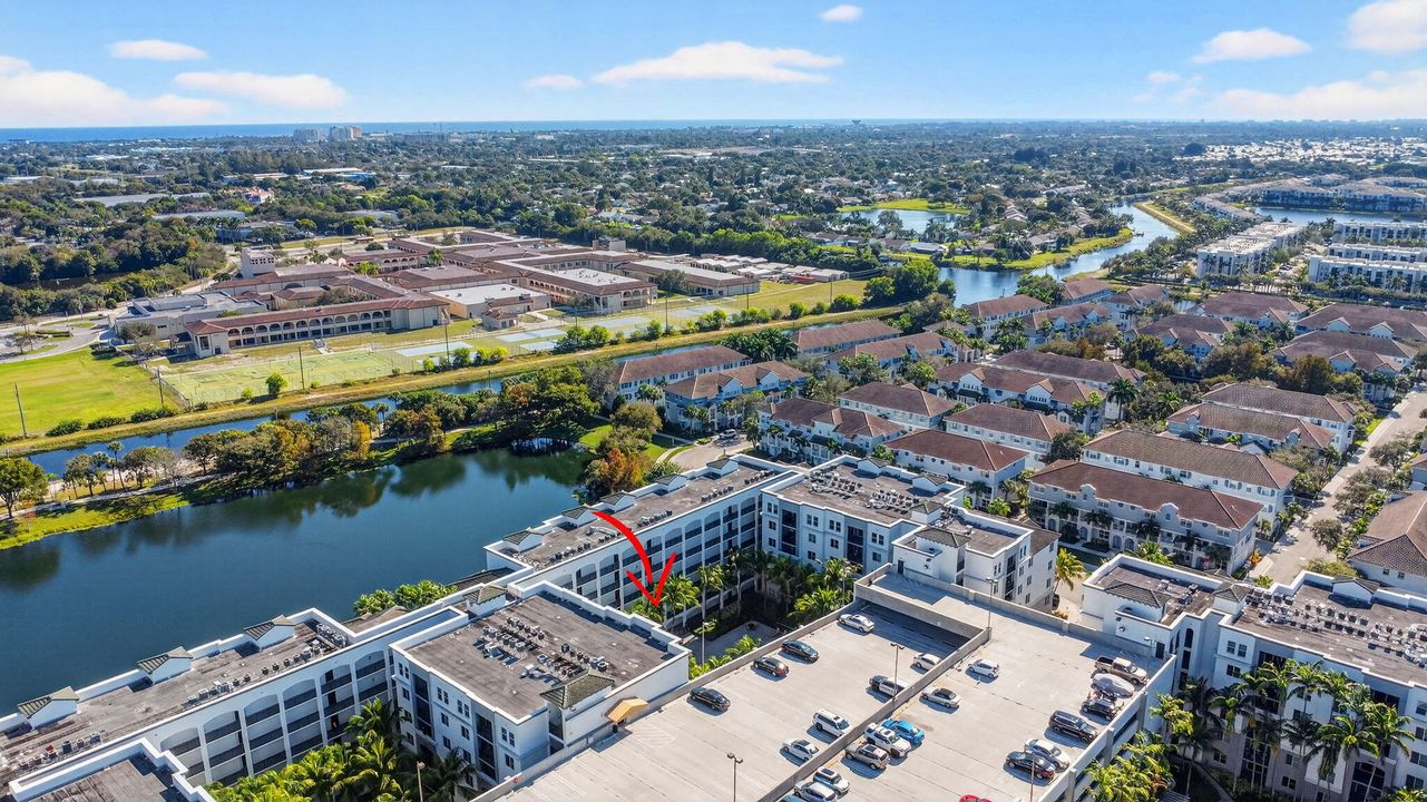 For Rent: $2,500 (2 beds, 2 baths, 1137 Square Feet)