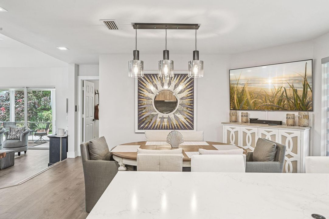 待售: $674,999 (2 贝兹, 2 浴室, 1500 平方英尺)