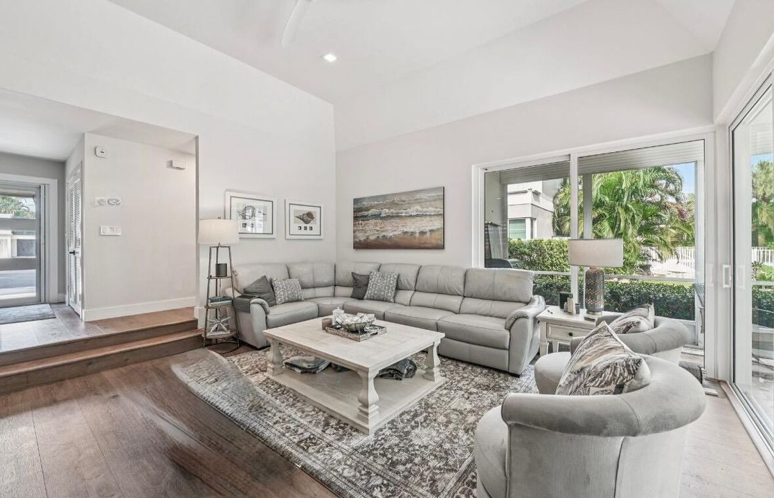 待售: $674,999 (2 贝兹, 2 浴室, 1500 平方英尺)