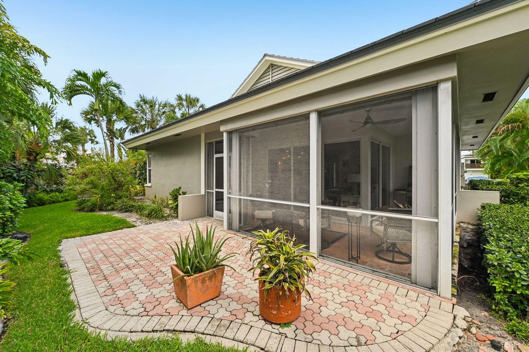 待售: $674,999 (2 贝兹, 2 浴室, 1500 平方英尺)