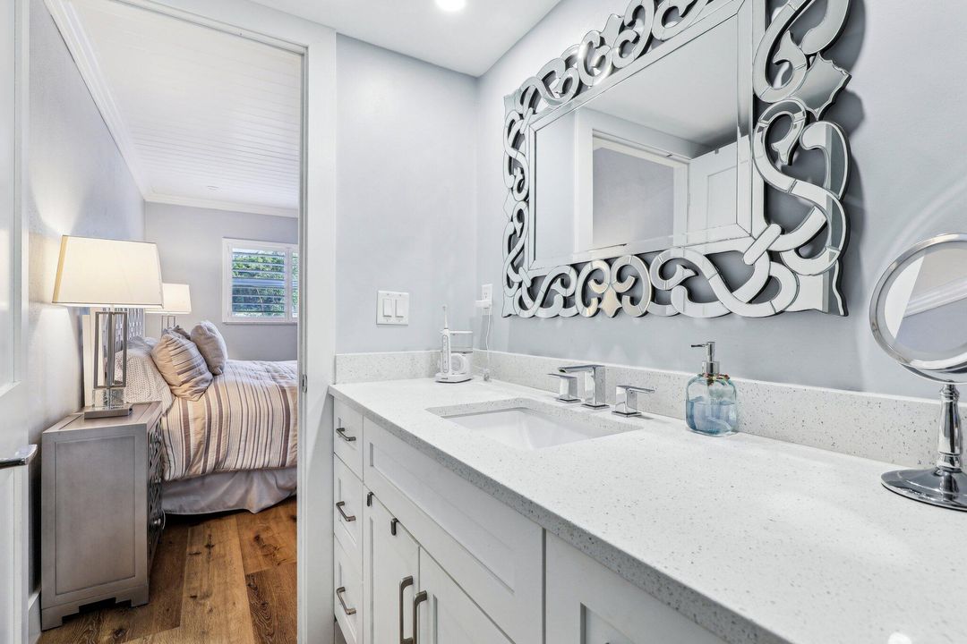 待售: $574,900 (2 贝兹, 2 浴室, 1008 平方英尺)