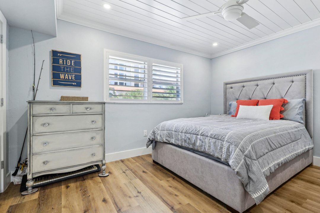 待售: $574,900 (2 贝兹, 2 浴室, 1008 平方英尺)