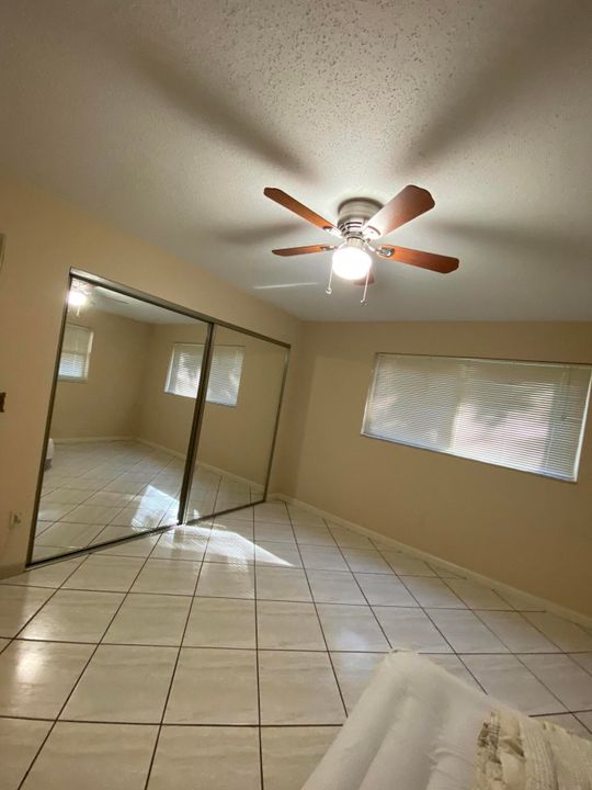 For Rent: $2,600 (2 beds, 1 baths, 1866 Square Feet)