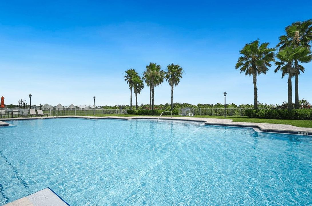 For Sale: $329,300 (3 beds, 2 baths, 1300 Square Feet)