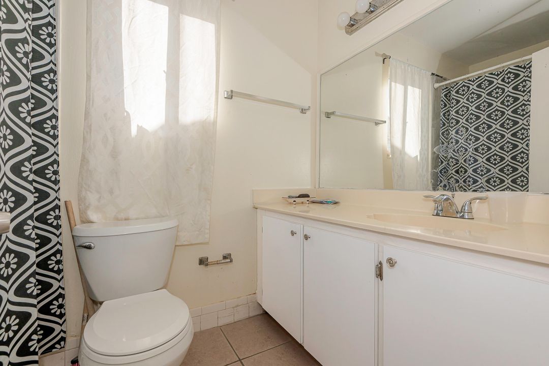 For Sale: $400,000 (4 beds, 2 baths, 1348 Square Feet)