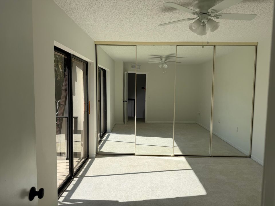 For Sale: $419,900 (2 beds, 2 baths, 1596 Square Feet)