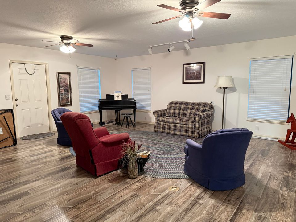 На продажу: $625,000 (3 спален, 4 ванн, 2609 Квадратных фут)