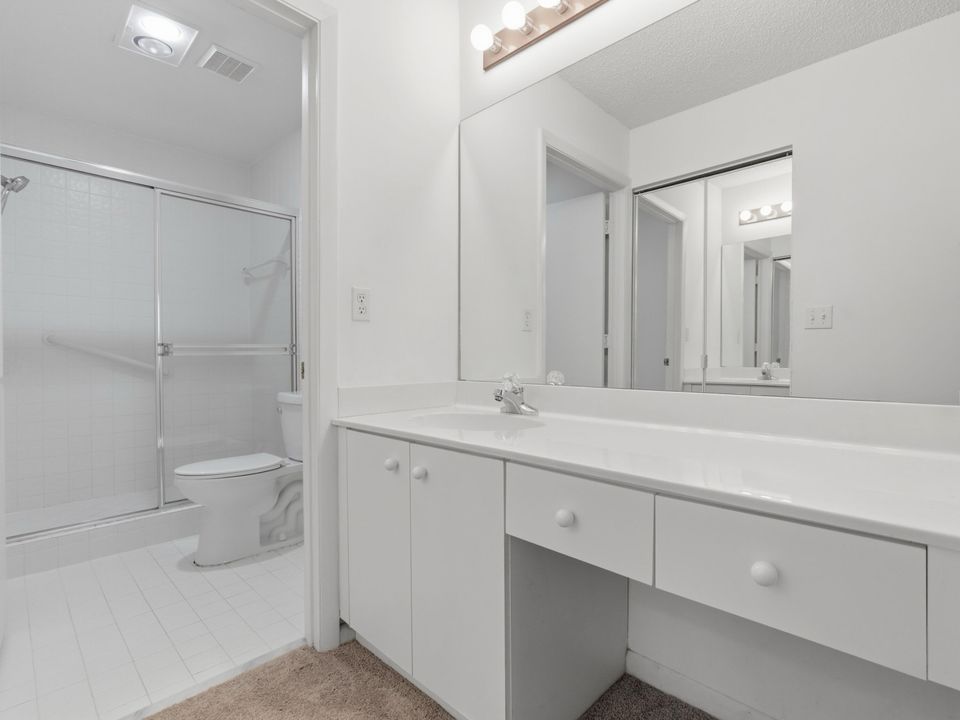 На продажу: $275,000 (3 спален, 2 ванн, 1575 Квадратных фут)