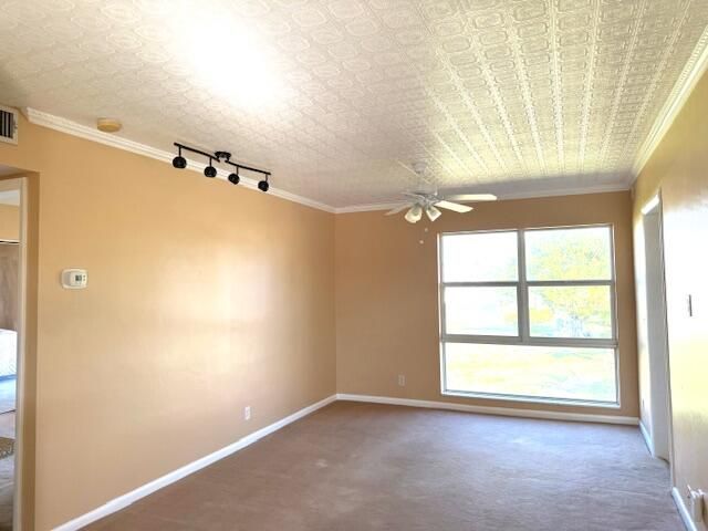 待售: $70,000 (1 贝兹, 1 浴室, 850 平方英尺)