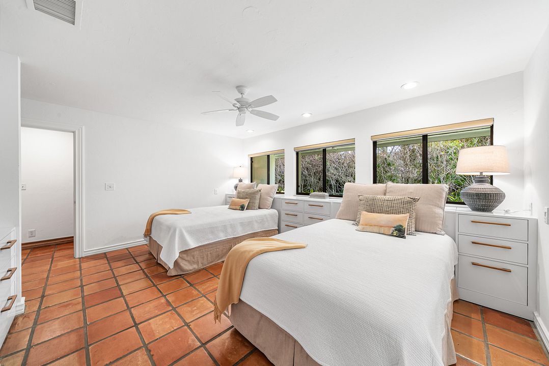 На продажу: $1,995,000 (4 спален, 4 ванн, 4023 Квадратных фут)