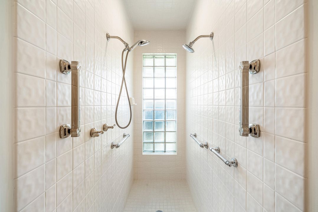 На продажу: $1,995,000 (4 спален, 4 ванн, 4023 Квадратных фут)