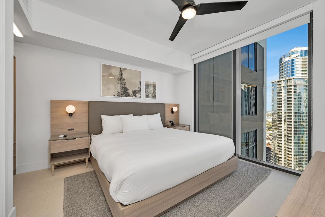 For Sale: $529,888 (1 beds, 1 baths, 850 Square Feet)