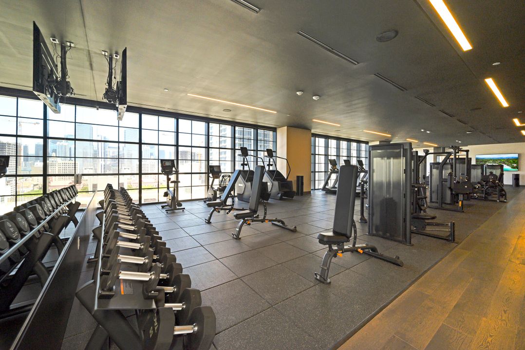 For Sale: $529,888 (1 beds, 1 baths, 850 Square Feet)