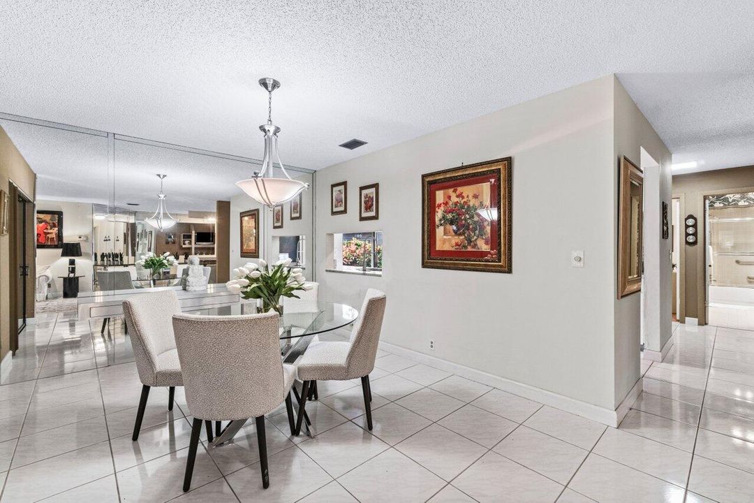 For Rent: $2,450 (2 beds, 2 baths, 1480 Square Feet)