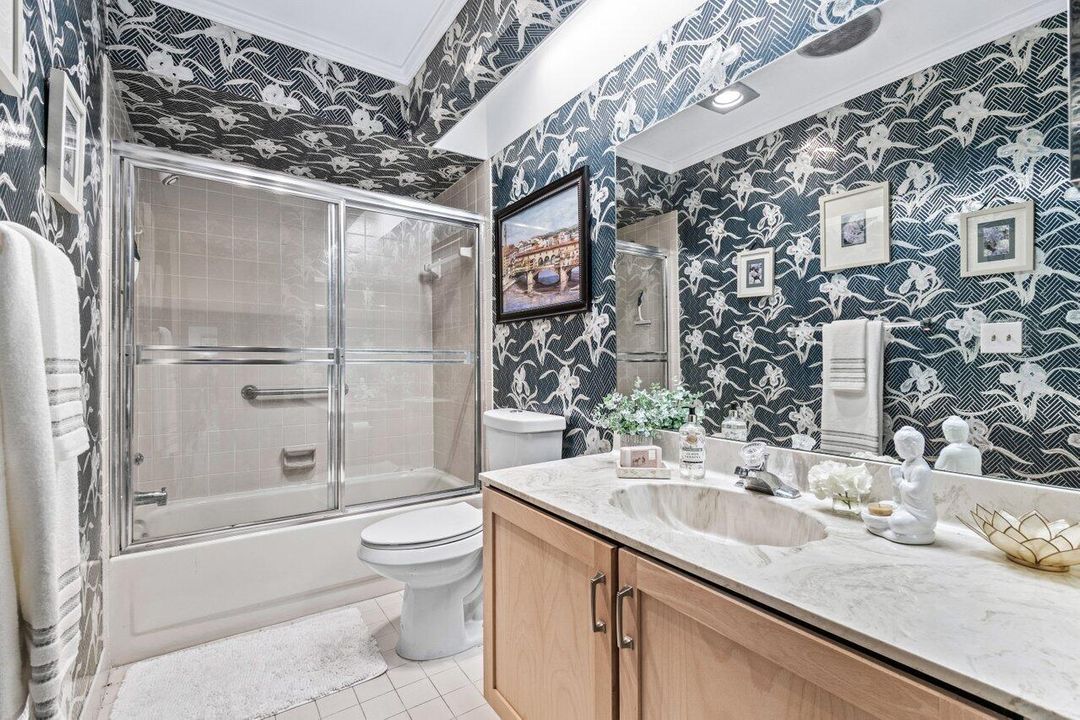 For Rent: $2,450 (2 beds, 2 baths, 1480 Square Feet)