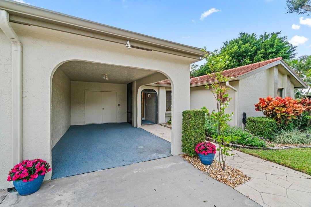 For Rent: $2,450 (2 beds, 2 baths, 1480 Square Feet)