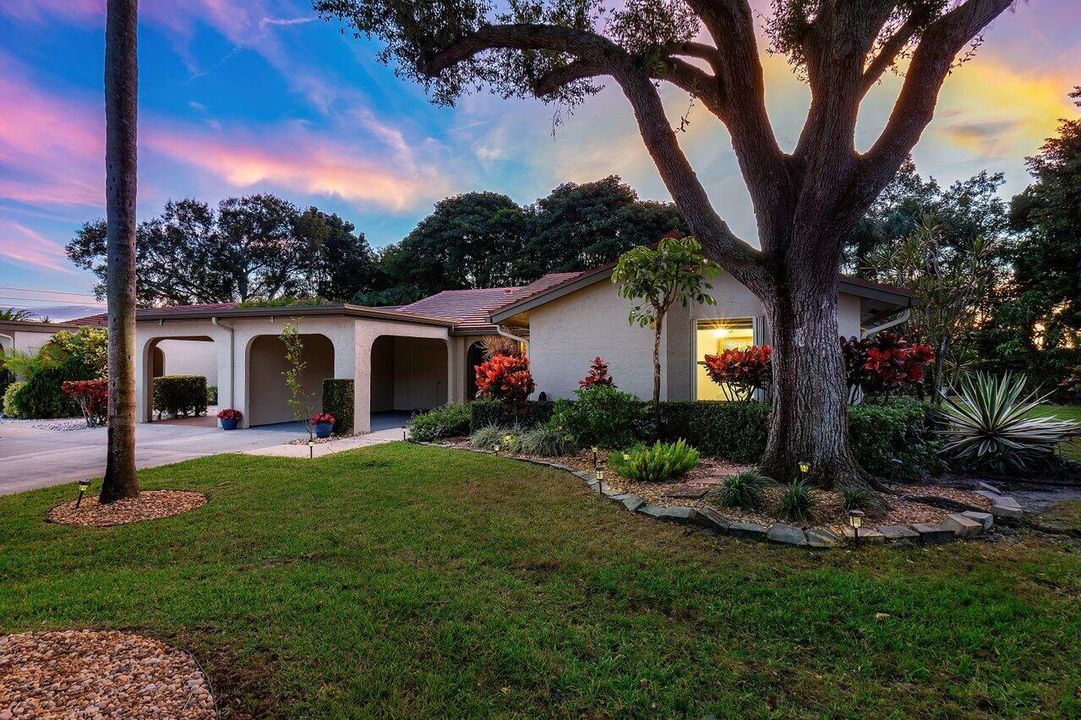 For Rent: $2,450 (2 beds, 2 baths, 1480 Square Feet)