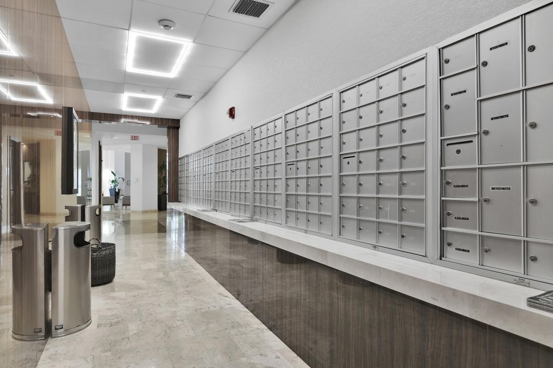 出租: $7,800 (2 贝兹, 2 浴室, 1816 平方英尺)