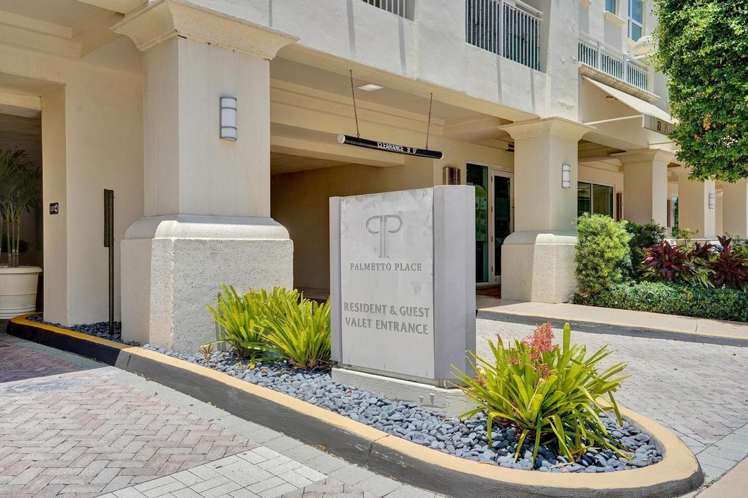 出租: $7,800 (2 贝兹, 2 浴室, 1816 平方英尺)