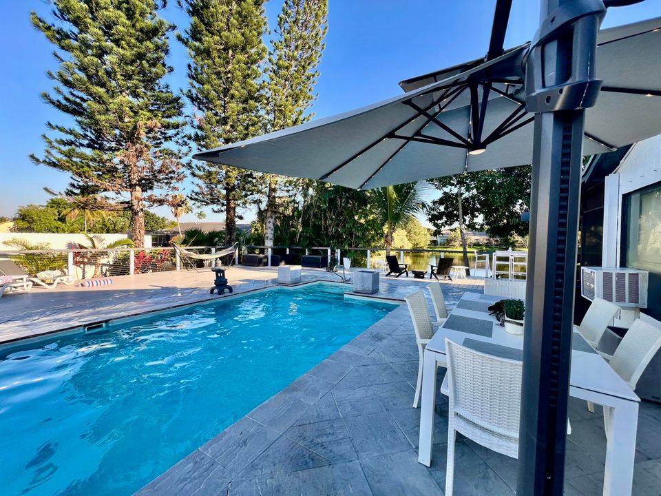 待售: $740,000 (3 贝兹, 2 浴室, 2707 平方英尺)