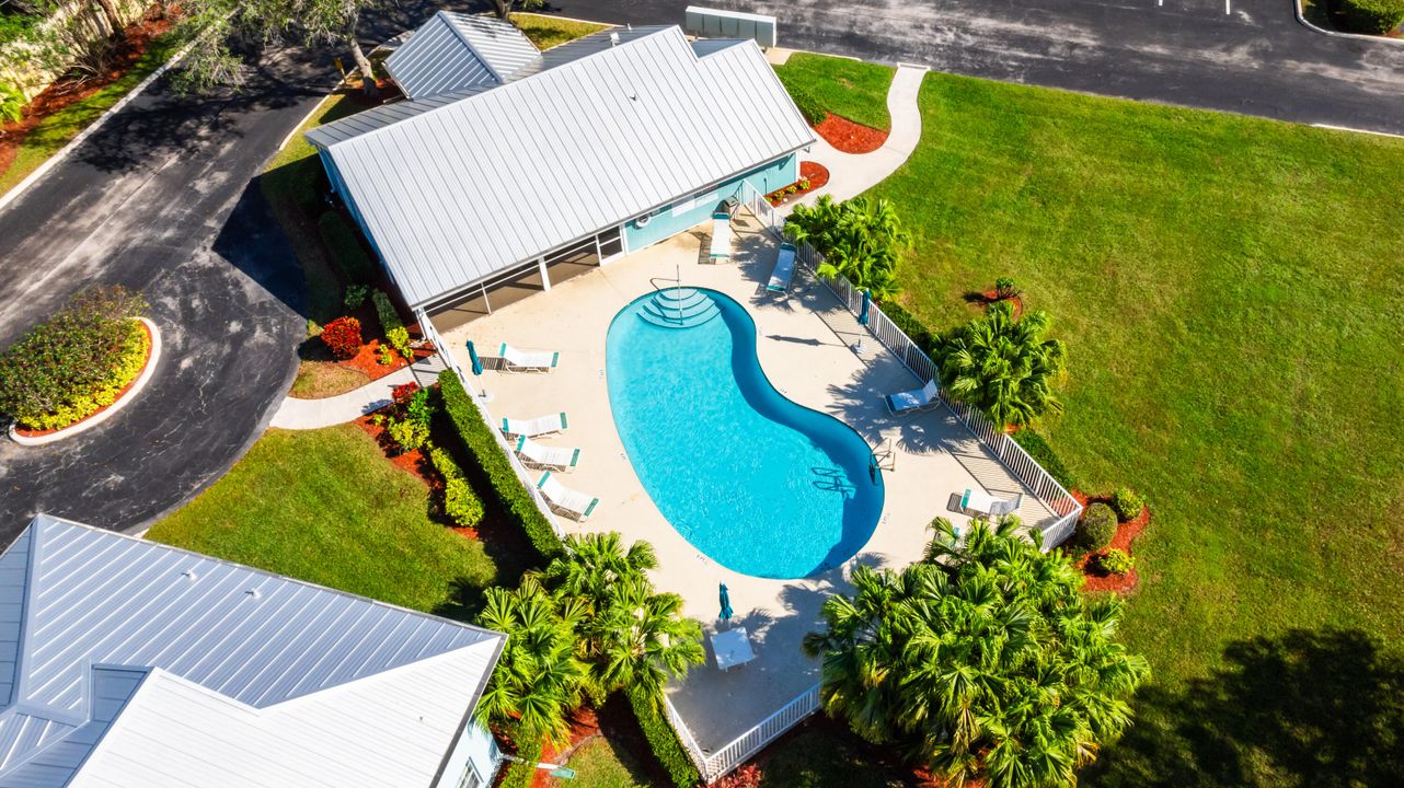 En Venta: $235,000 (2 camas, 2 baños, 1029 Pies cuadrados)