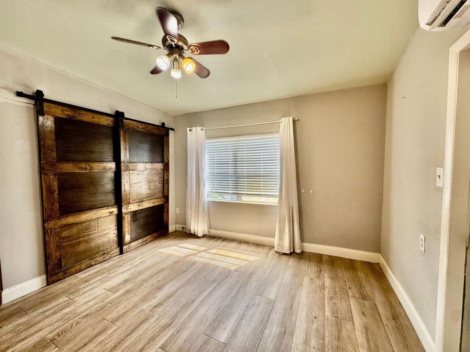 En Renta: $1,475 (0 camas, 1 baños, 500 Pies cuadrados)