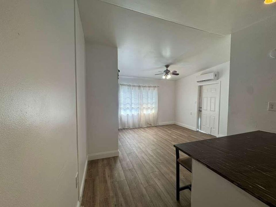 En Renta: $1,475 (0 camas, 1 baños, 500 Pies cuadrados)